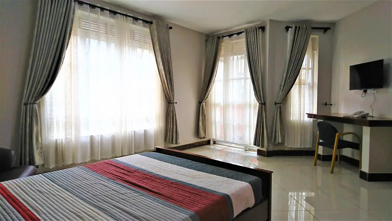 كامبالا The 611 Hotel